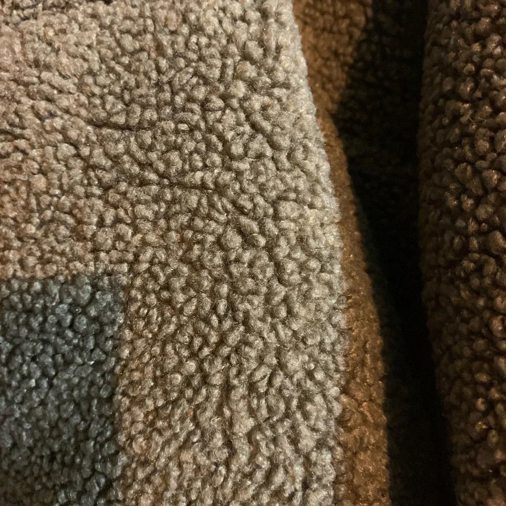 Good American Sherpa Mix Cocoon Puffer Jacket - Picture 7 of 9